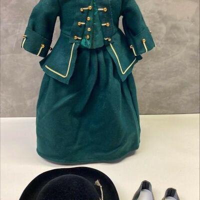https://www.ebay.com/itm/125106702409	HS1017 AMERICAN GIRL DOLL GREEN RIDING DRESS WITH HAT AND SHOES		BIN	 $99.99 
