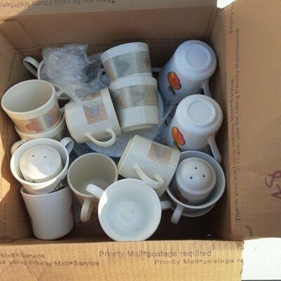 https://www.ebay.com/itm/115164836672	SB3029 ASSORTED BOX LOT , CUPS, ETC		Offer	 $24.99 
