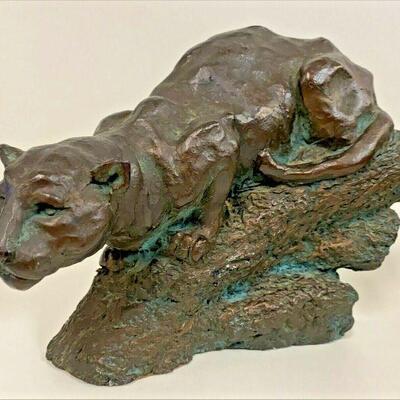 https://www.ebay.com/itm/125062005575	TU1025 BRONZE COUGAR PANTHER STATUE SCULPTURE 		BIN	$99.99 
