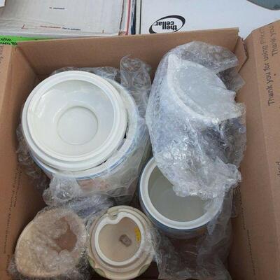 https://www.ebay.com/itm/015078169909	SB3033 ASSORTED BOX LOT , , BOWLS ETC		Offer	 $24.99 

