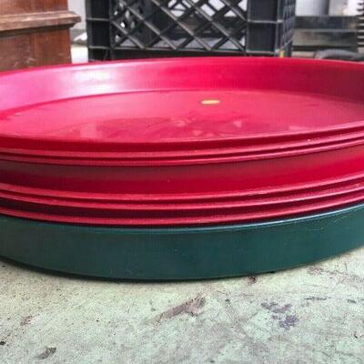 https://www.ebay.com/itm/125105602230	GM7009 Lot of 7 Plastic Seafood Platters/Trays (6 red, 1 green) LOCAL PICKUP		 Offer 	 $19.99 
