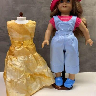 https://www.ebay.com/itm/125045275925	HS1004 AMERICAN GIRL DOLL "JUST LIKE YOU" WITH 2 OUTFITS AND ACCESSORIES		Offer	 $99.99 
