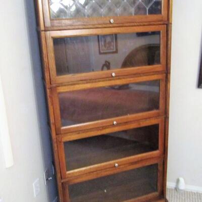 VINTAGE BARRISTERS BOOKCASE W/ GLASS DOORS & LEADED GLASS DOOR