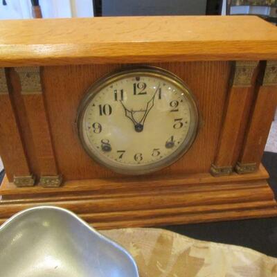 ANTIQUE INGRAM / HOWARD MANTLE CLOCK