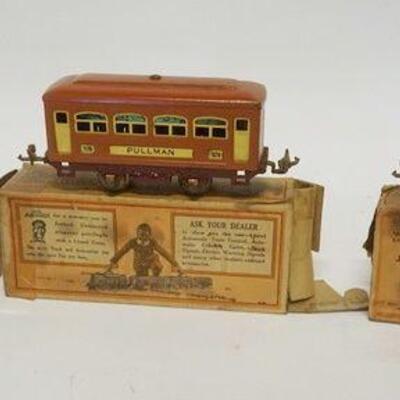 1024	LIONEL GROUP OF 3 TRAIN CARS, 2-529 PULLMAN & 530 OBSERVATION CAR
