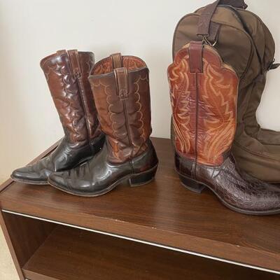 Ostrich leather boots 