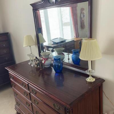 Beautiful vintage bedroom suit 