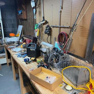 Fish finder and misc garage items 