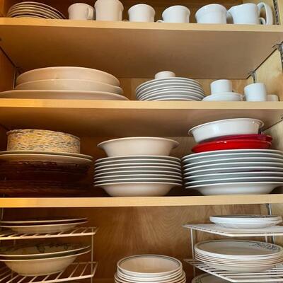 Lots of vintage dishes with beautiful patterns 
