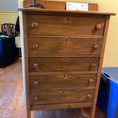 Mission Oak ~5 Drawer Dresser  ~
32"W x 17"D x 50"T with a 4"back rail