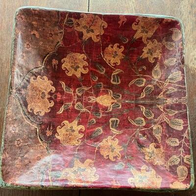 Amazing Square Bowl