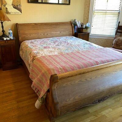 Antique Reproduction Oak Queen Sleigh Bed  with adjustable base