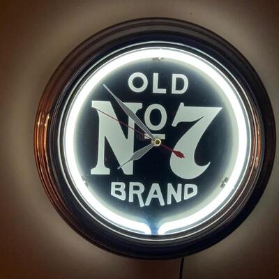 Bar clock