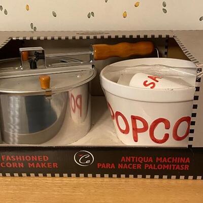 Old Fashioned Popcorn Maker