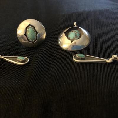 Vintage Silver and Turquoise Set: Pendant,
Earrings and Ring Size 6