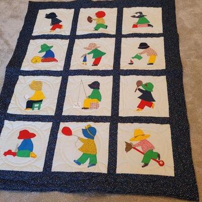 Hand Stitched Quilt, Measures 46in X 60in