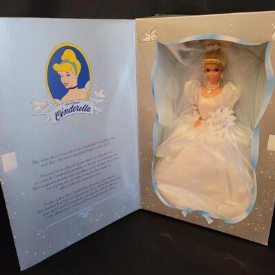 NIB Walt Disney Cinderella 45th Anniversary Bride