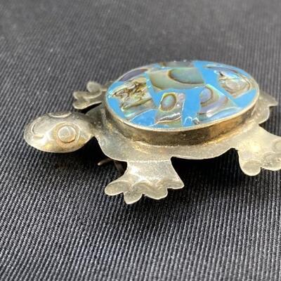 Silver Turtle Brooch Total Weight is 4.73 Grams