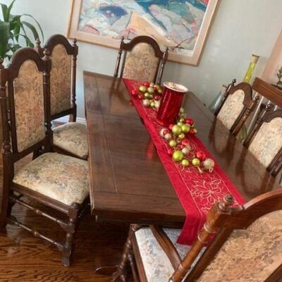Ethan Allen Dining Set Table and 6 Chairs, 2 Leaves