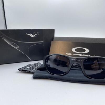 Oakley FIVE Sunglasses, Black Frame & Grey Lens
With soft cover and original paperwork