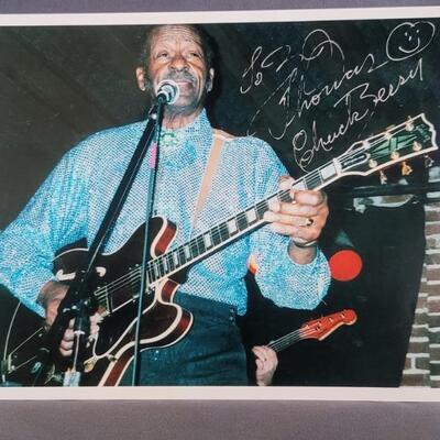 Pic of Check Berry SIGNED to BJ Thomas by Chuck Berry