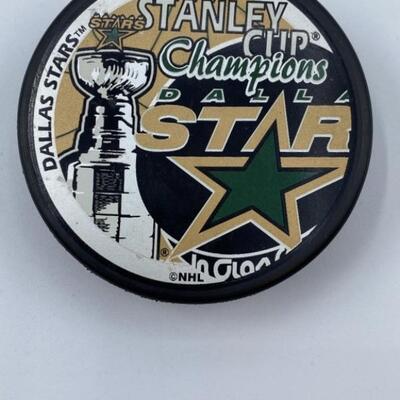 1999 Dallas Stars NHL Stanley Cup Champions Puck