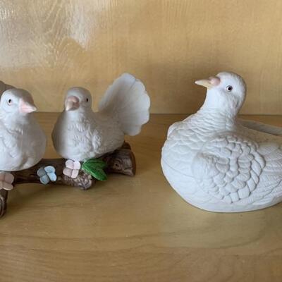 (2) Porcelain: Birds on Branch & Quail LIdded Dish