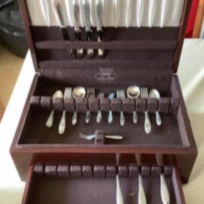 Mse096 Manchester Sterling Silver Leonore Flatware Set