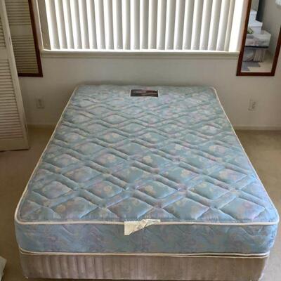 Mse043 Double Sized Mattress, Box Spring & Frame