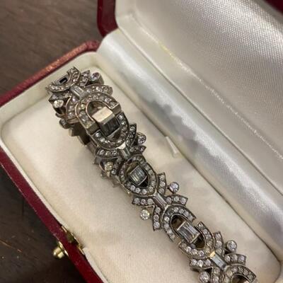 Sterling silver deco bracelet!! Absolutely


Absolutely beautiful!!
