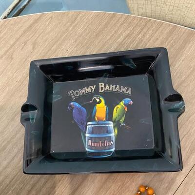 Cool Tommy Bahama ashtray!!