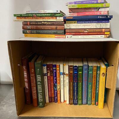 https://www.ebay.com/itm/125062081599	HS7076 Home School Book Box Lot - Local Pickup - Middle School Historical Fictio		BIN	 $19.99 
