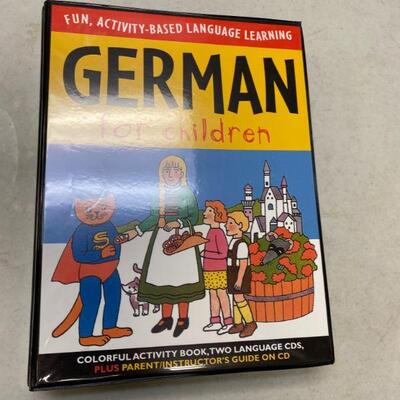 https://www.ebay.com/itm/115155801996	HS7068H German for Children Audio Book Activity Book ISBN 0071407790		BIN	 $19.99 
