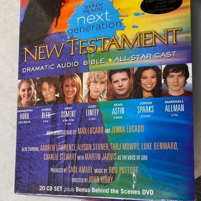 https://www.ebay.com/itm/115151978907	HS7068D Home School Lot - New Testament 20 CDs - Dramatic Audio Bible - Thomas Nelson		 BIN 	 $19.99 
