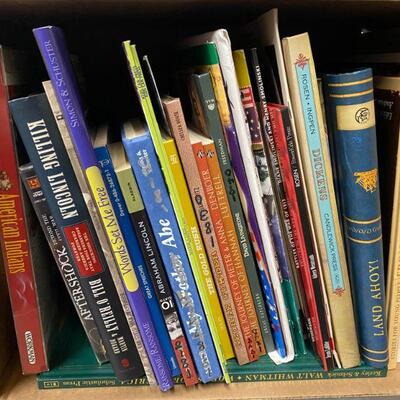 https://www.ebay.com/itm/115150643427	HS7071 Home School Book Box Lot - Local Pickup - Middle School American History 		BIN	 $19.99 
