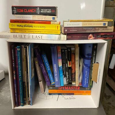 https://www.ebay.com/itm/125062081586	HS7061 Home School Book Box Lot - Local Pickup - Radon Fiction		BIN	 $19.99 
