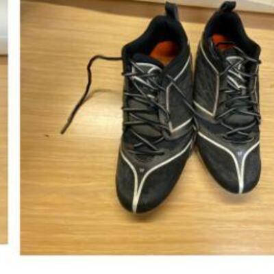 https://www.ebay.com/itm/125095073718	HS8132 4 pairs of Cleats Nike Speedlax size 11m Warrior Burn 8 Size 9.5, Warrior 2nd Degree Size...