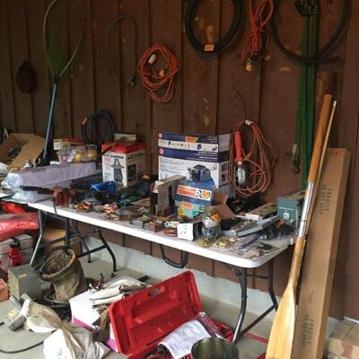 Lots & lots of new & used tools