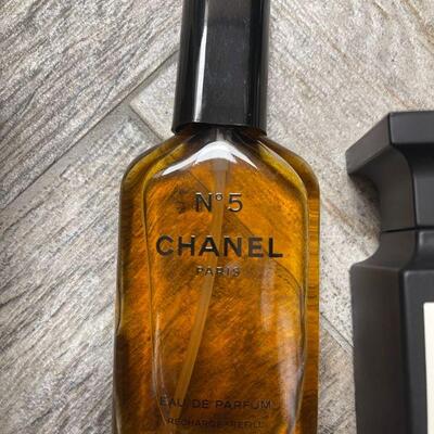 No 5 Chanel Perfume