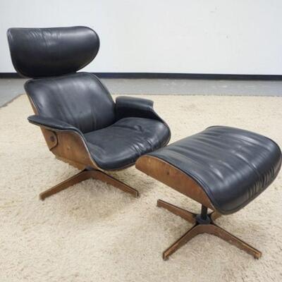 1117	PLYCRAFT *MR CHAIR* EAMES STYLE LOUNGE CHAIR W/STOOL, SOME VENEER LOSS ON UNDERSIDES
