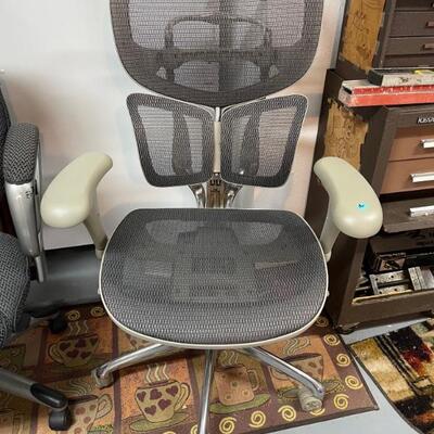 ergonomic office chair
