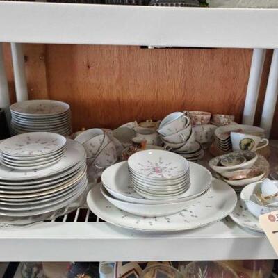 #1072 â€¢ Dishware Set & More!