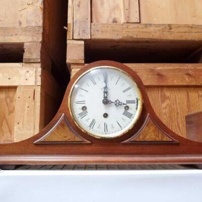 #4538 â€¢ Howard Miller 2 Jewels Mantel Clock: Measures Approx: 20.25"Ã—5"Ã—9.5"