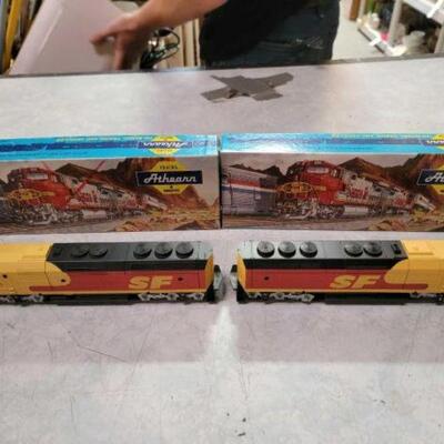 #1282 â€¢ HO Scale Athearn Santa Fe F45 Power and F45 Dummy