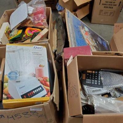 #4588 â€¢ Pallet Of Misc Items