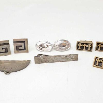 256: Sterling Silver Cuff Links, Pins & Pendant, 58.5g
Weighs Approx: 58.5g