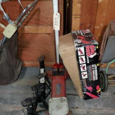 #2122 â€¢ 4 Jack Stands And 2 Hydraulic Jacks
