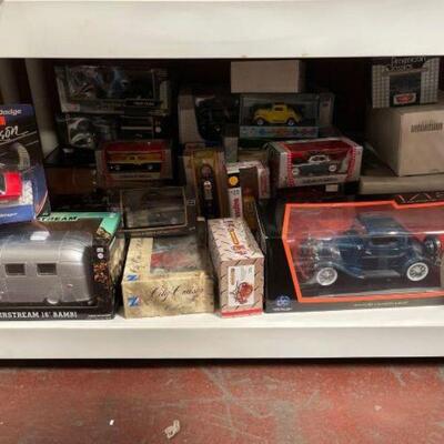 1356 â€¢ Model Cars Includes Matchbox, Greenlight, American Fire Engine Classics, Gas Pumps, American Graffitti, And More
