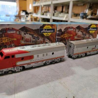 #1280 â€¢ HO Scale Athearn Santa Fe F7A and F7B