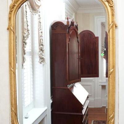 LARGE CARVED HICKORY MANOR HOUSE MIRROR